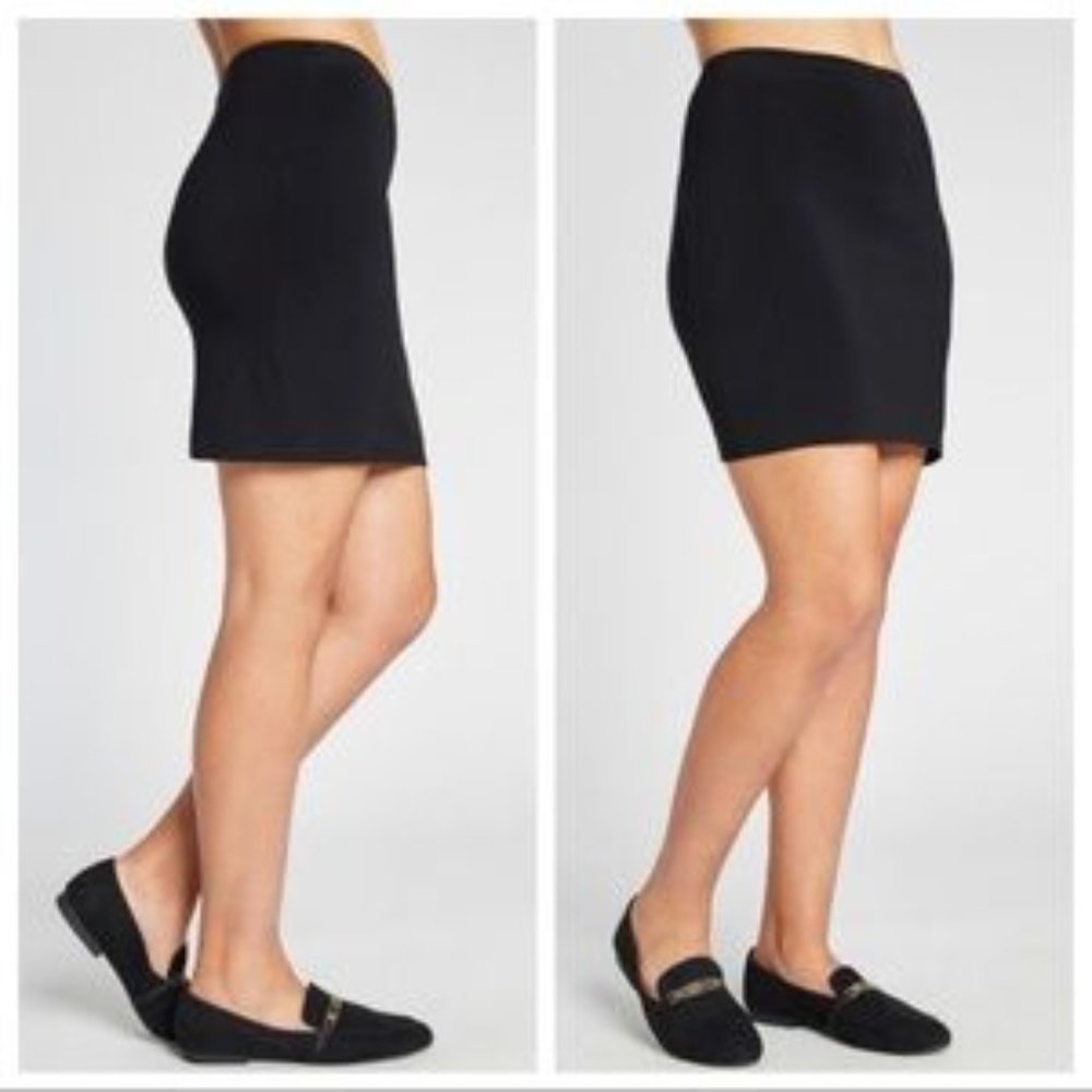 Sympli Mini Skirt NWT Size 8